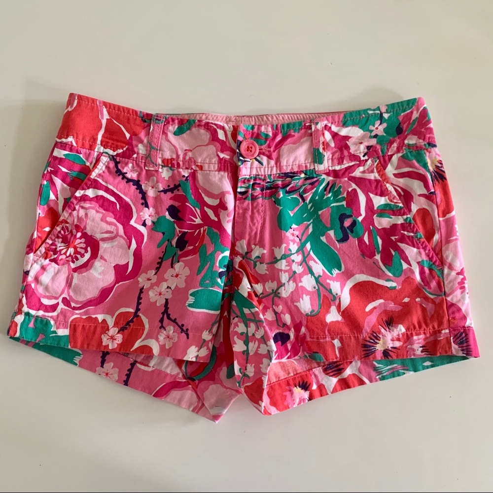 Lilly Pulitzer Floral Print Shorts- Size 00
